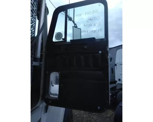 FREIGHTLINER FLD120 DOOR ASSEMBLY, FRONT