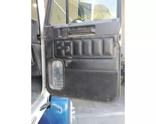 FREIGHTLINER FLD120 DOOR ASSEMBLY, FRONT