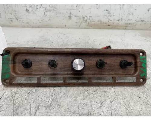 FREIGHTLINER FLD120 Dash  Console Switch