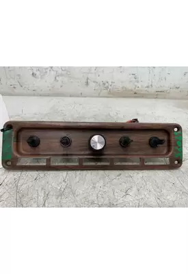 FREIGHTLINER FLD120 Dash / Console Switch