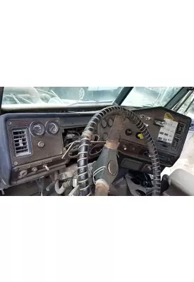 FREIGHTLINER FLD120 Dash Assembly