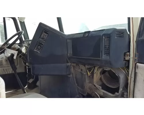 FREIGHTLINER FLD120 Dash Assembly