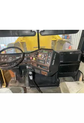 FREIGHTLINER FLD120 Dash Assembly