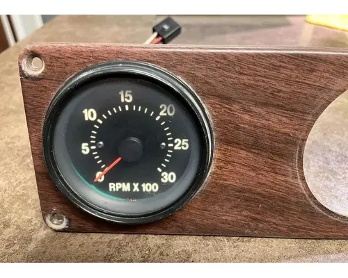 FREIGHTLINER FLD120 Dash Assembly
