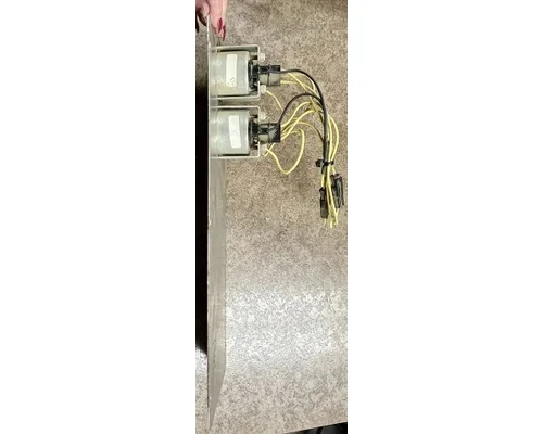 FREIGHTLINER FLD120 Dash Assembly