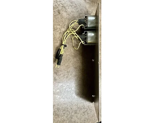 FREIGHTLINER FLD120 Dash Assembly