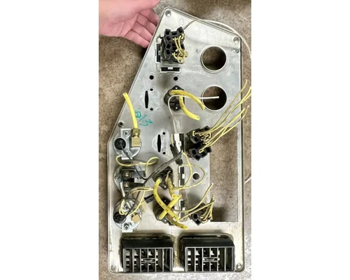 FREIGHTLINER FLD120 Dash Panel