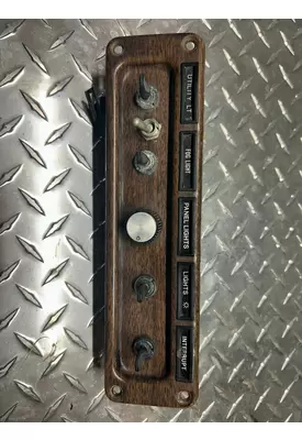FREIGHTLINER FLD120 Dash Panel