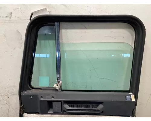 FREIGHTLINER FLD120 Door Assembly, Front