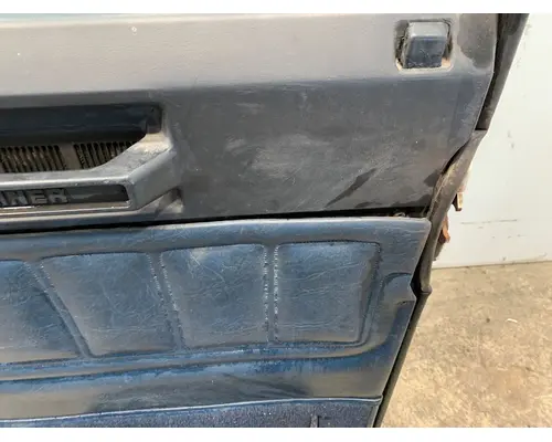 FREIGHTLINER FLD120 Door Assembly, Front