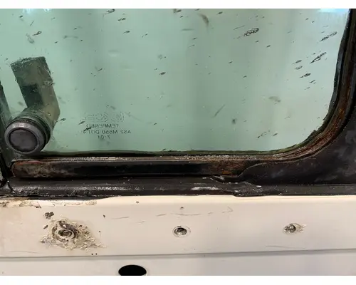 FREIGHTLINER FLD120 Door Assembly, Front