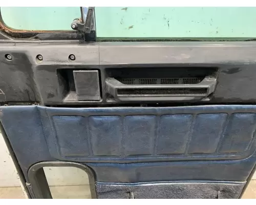 FREIGHTLINER FLD120 Door Assembly, Front