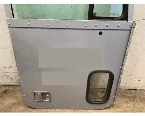 FREIGHTLINER FLD120 Door Assembly, Front
