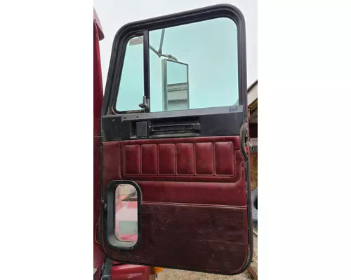 FREIGHTLINER FLD120 Door Assembly, Front