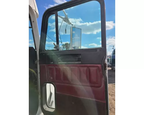 FREIGHTLINER FLD120 Door Assembly, Front