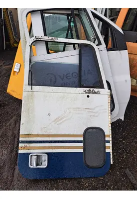 FREIGHTLINER FLD120 Door Assembly, Front