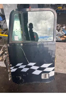 FREIGHTLINER FLD120 Door Assembly, Front