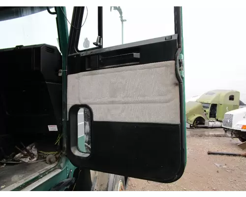 FREIGHTLINER FLD120 Door Assembly, Front