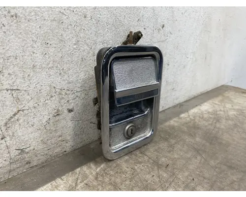 FREIGHTLINER FLD120 Door Handle