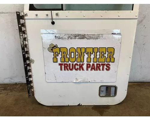 FREIGHTLINER FLD120 Door