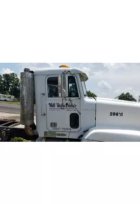 FREIGHTLINER FLD120 Engine Assembly