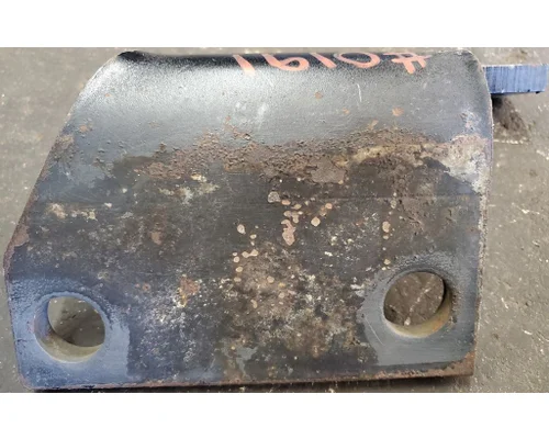 FREIGHTLINER FLD120 Engine Mounts