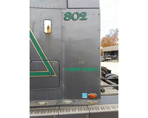 FREIGHTLINER FLD120 FAIRING, SLEEPER