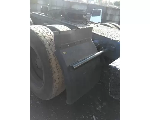 FREIGHTLINER FLD120 FENDER, QUARTERHALF REAR