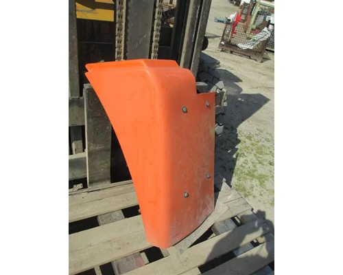 FREIGHTLINER FLD120 FENDER EXTENSION