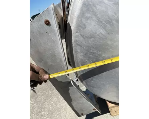 FREIGHTLINER FLD120 Fuel Tank