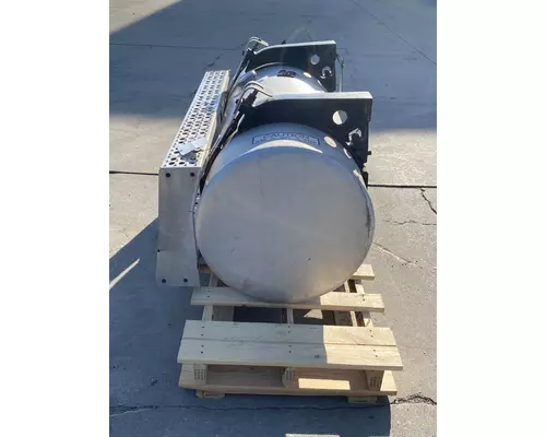 FREIGHTLINER FLD120 Fuel Tank