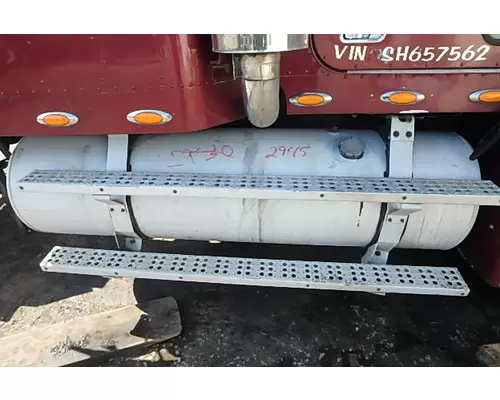 FREIGHTLINER FLD120 Fuel Tank