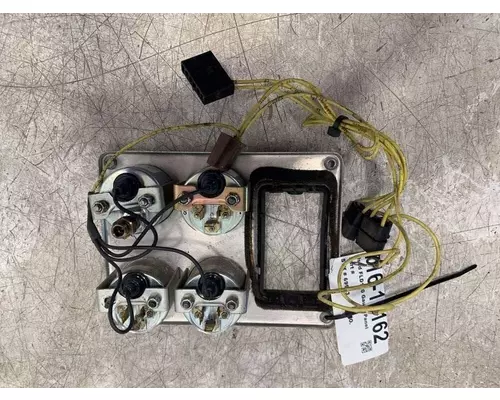 FREIGHTLINER FLD120 Gauges (all)