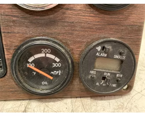 FREIGHTLINER FLD120 Gauges (all)