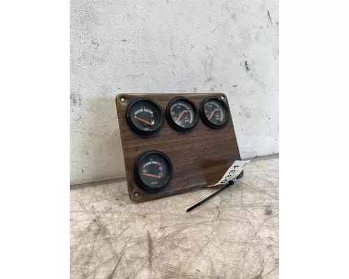 FREIGHTLINER FLD120 Gauges (all)