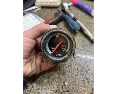 FREIGHTLINER FLD120 Gauges (all)