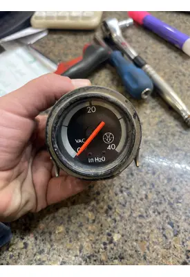 FREIGHTLINER FLD120 Gauges (all)