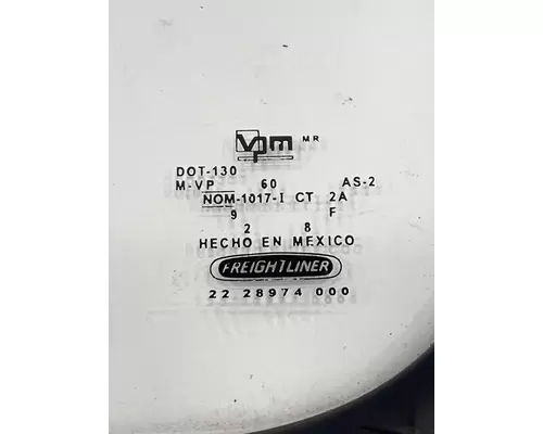 FREIGHTLINER FLD120 Glass