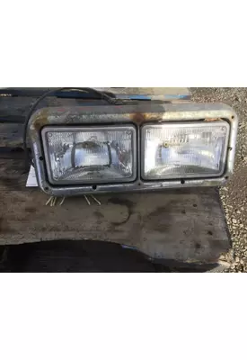 FREIGHTLINER FLD120 HEADLAMP ASSEMBLY