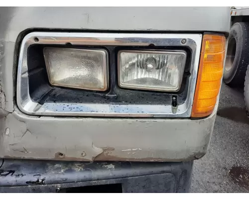 FREIGHTLINER FLD120 HEADLAMP ASSEMBLY