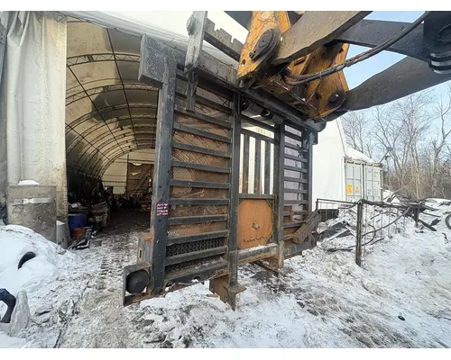 FREIGHTLINER FLD120 Headache Rack