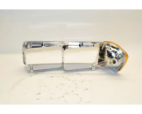 FREIGHTLINER FLD120 Headlamp Assembly