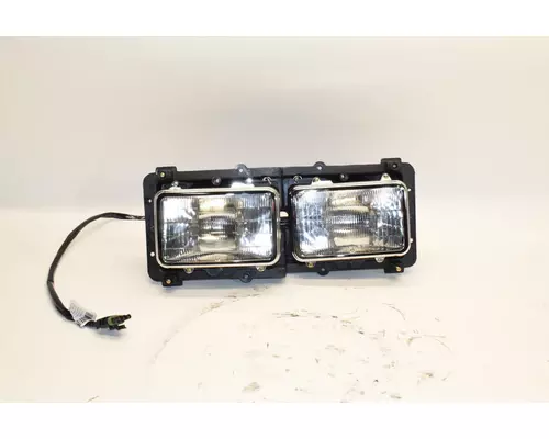FREIGHTLINER FLD120 Headlamp Assembly