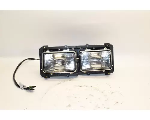 FREIGHTLINER FLD120 Headlamp Assembly