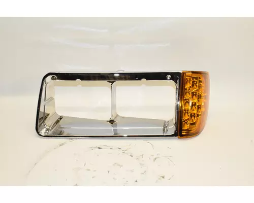FREIGHTLINER FLD120 Headlamp Assembly