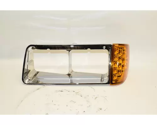 FREIGHTLINER FLD120 Headlamp Assembly