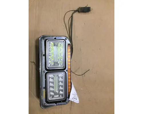 FREIGHTLINER FLD120 Headlamp Assembly