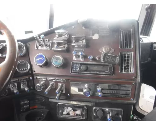 FREIGHTLINER FLD120 Heater Control Panel