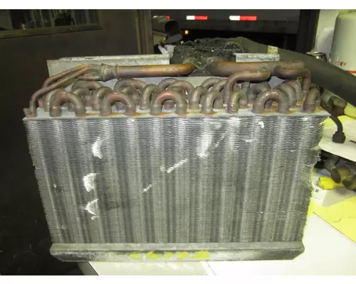 FREIGHTLINER FLD120 Heater Core