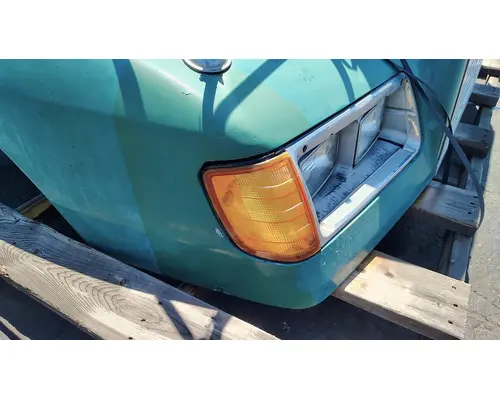FREIGHTLINER FLD120 Hood